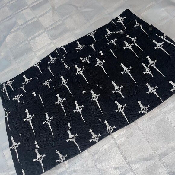 Lip Service Micro Mini - Picture 11 of 12